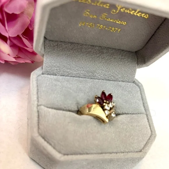Genuine Vintage 1985 Diamond and Ruby Ring Set in 14k Gold Gorgeous Ring Size 6 - Picture 6 of 8
